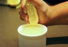 9 Reasons Why You Should Drink Warm Water With Lemon Every Morning!