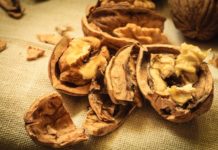 This Part Of The Walnut Is Even Healthier Of The Walnut, And We Throw It Away