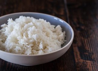 WE ALL COOKED RICE BADLY LONG AGO: LOOK WHAT YOU HAVE TO DO ONCE THE WATER STARTS TO BOIL! YOU CAN NOT BELIEVE IT