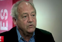 Pro-Monsanto Lobbyist Says Weedkiller is Safe to Drink, Then Panics When Offered a Glass