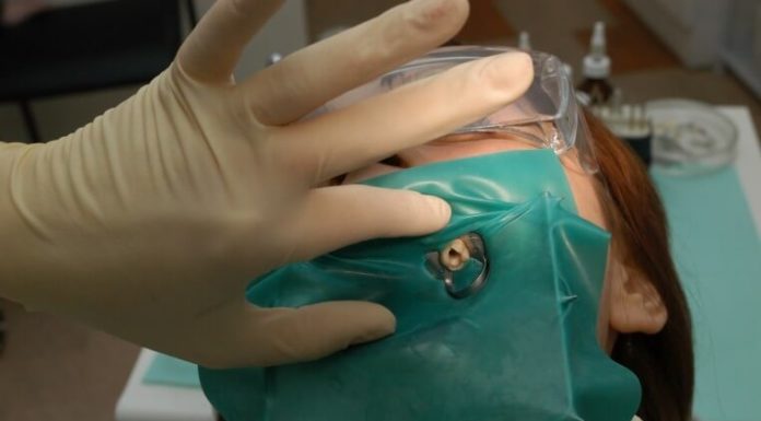 82 Percent of Patients Managed to Avoid Root Canals Using These Ancient Medicinal Herbs